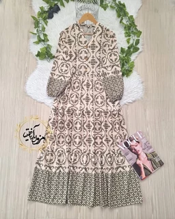 پیراهن ساحلی کرم سبز طرح سنتی بلکا