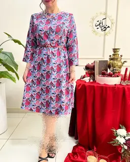 پیراهن مجلسی آبی قرمز طرح انار برگستان