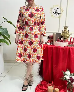 پیراهن مجلسی سفید قرمز طرح انار برگ نارنجی پاییزان