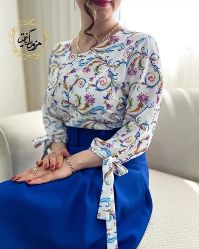 شومیز آستین واشری سفید طرح ریسه برگ و گلبرگ رنگی سیما