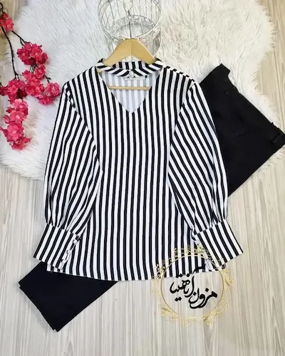 شومیز راه راه سفید مشکی دو یقه سایز-M-تخفیفی