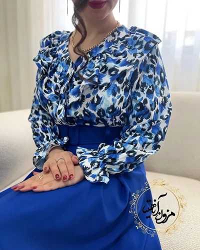 شومیز یقه خورشیدی سفید کاربنی طرح پلنگی نجلا