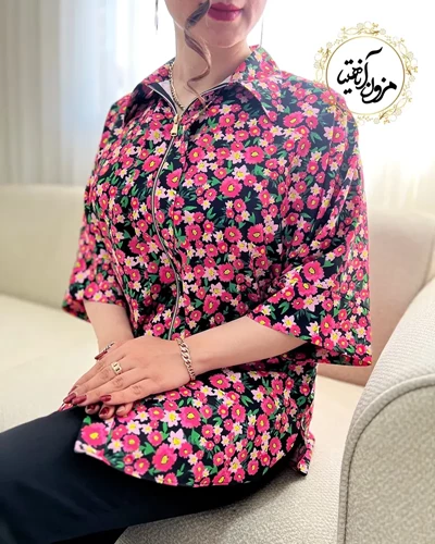 شومیز جلو زیپ دار مشکی طرح گلدار ریز یاس