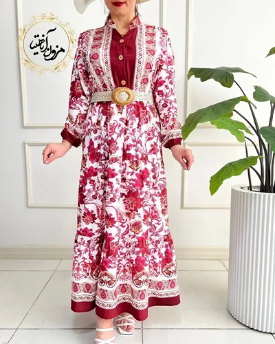 پیراهن ساحلی جلو حاشیه سفید آلبالویی طرح برگ و گلبرگ نازیلا