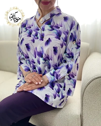 شومیز آستین سه دکمه سفید بنفش طرح لاله آبرنگی مهرو