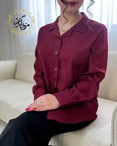 شومیز جلو دکمه زرشکی طرح نگین دار تونا