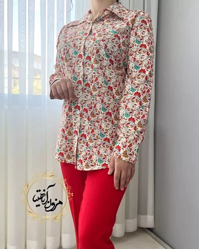 شومیز جلو دکمه کرم طرح بته جقه ریز نگار