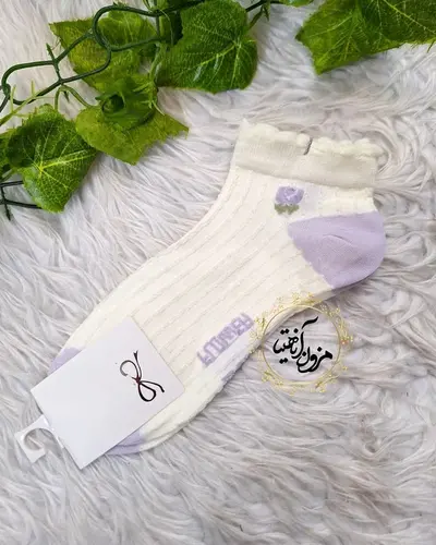 جوراب زنانه سفید طرح پاشنه جوراب بنفش تک گل