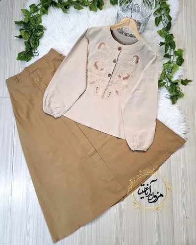 ست شومیز و دامن کرم نسکافه ای طرح بته جقه ستیا