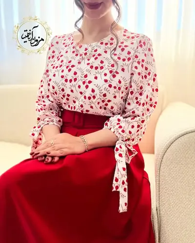 شومیز آستین واشری سفید طرح انار ریز نارمک