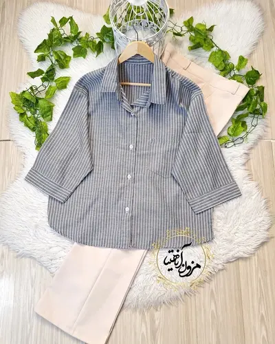 شومیز باکسی طوسی تیره سفید طرح راه راه کیانا