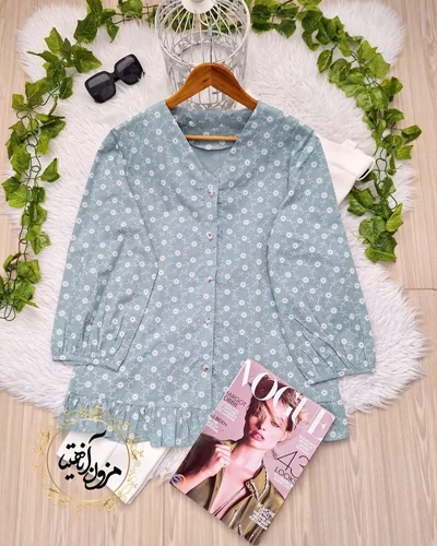 شومیز جلو دکمه پاچین دار سبز فیروزه ای طرح گلدار نیکو