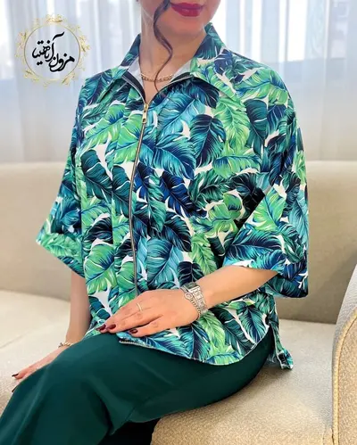 شومیز جلو زیپ دار سبز آبی طرح برگ رنگی پریا