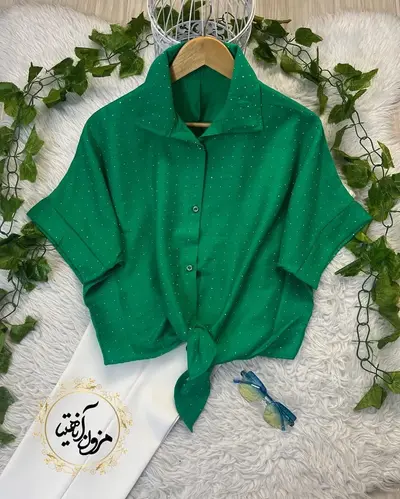 شومیز جلو گره ای سبز طرح نگینی