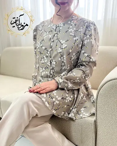 شومیز پایین کلوش نسکافه ای طرح شاخه گل شکوفه بهارک