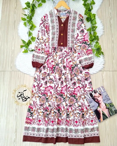 پیراهن ساحلی جلو حاشیه سرخابی قهوه ای طرح برگ و گلبرگ هلما