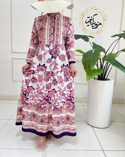 پیراهن ساحلی سفید بنفش طرح برگ و گلبرگ پریزاد