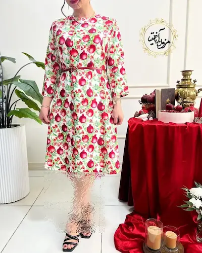 پیراهن مجلسی سفید انار برگ سبز میرنار