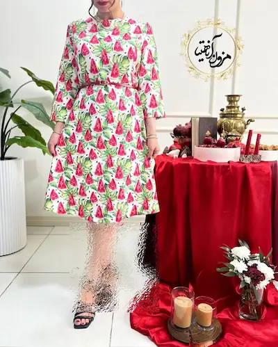 پیراهن مجلسی سفید طرح هندونه برگ سبز آذرین