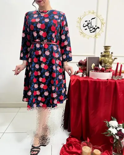 پیراهن مجلسی مشکی قرمز طرح انار برگ آبی پارمیس